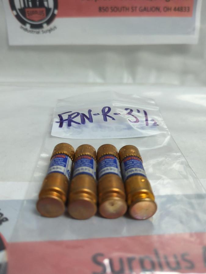 Used COOPER BUSSMANN,FRN-R-3-1/2,FUSETRON 3-1/2 AMP FUSE LOT OF 4 PRE-OWNED