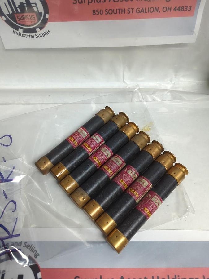 Used COOPER BUSSMANN,FRS-R-8,FUSETRON 8 AMP FUSE LOT OF 7 PRE-OWNED