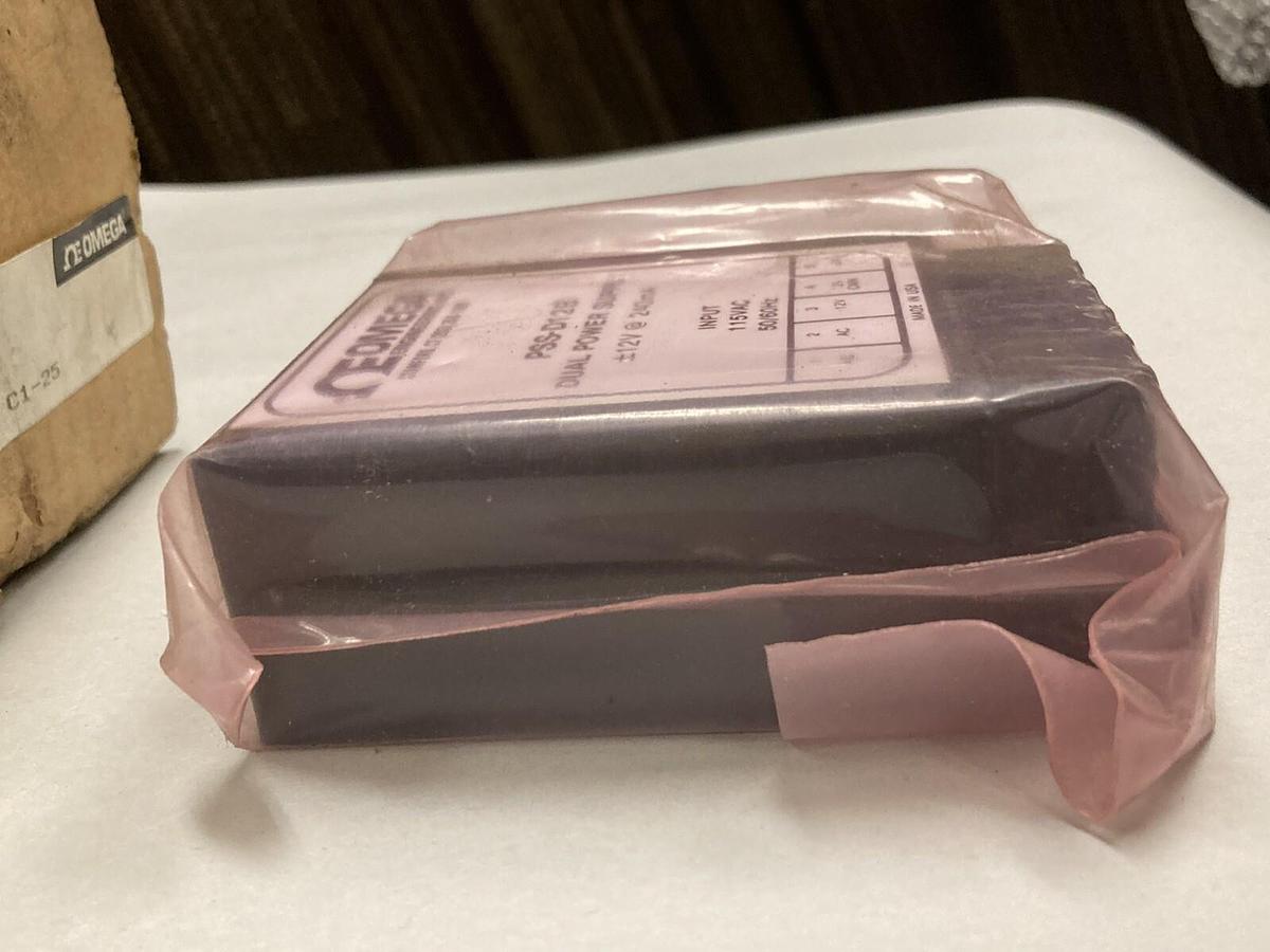 Used Omega,PSS-D12B,Dual Power Supply Input 115VAC 50/60Hz 240mA