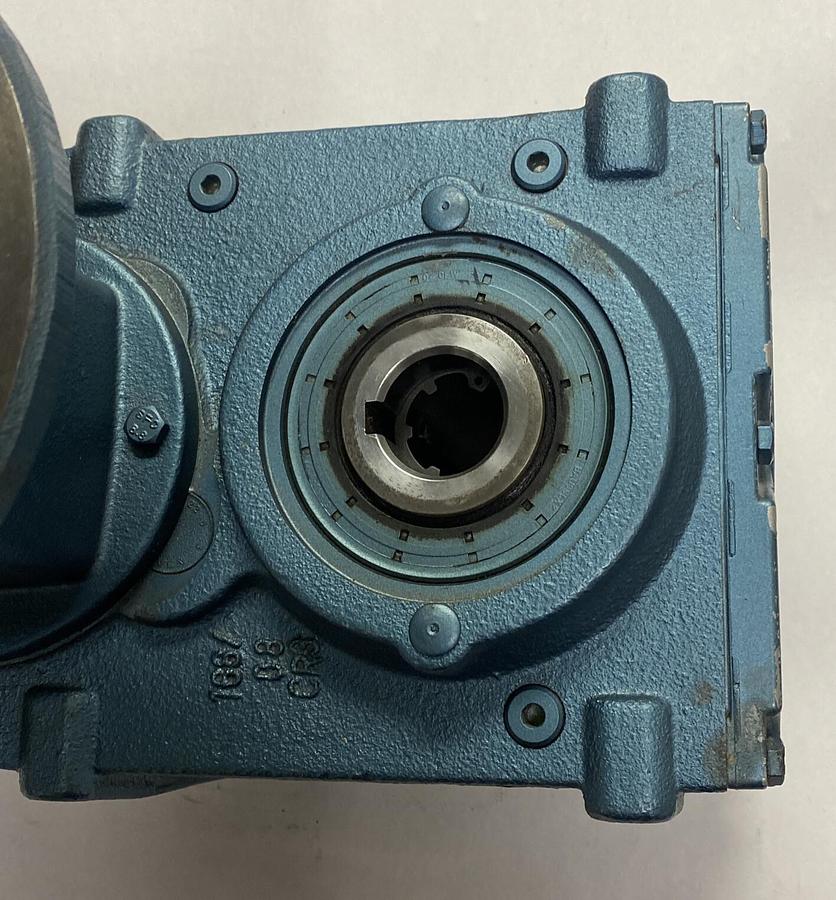 SEW-EURODRIVE,FA47AM143,GEAR REDUCER 30.86 RATIO NOS