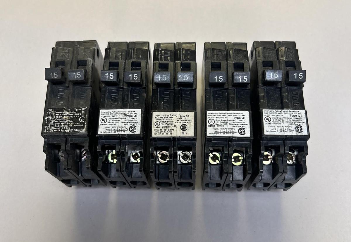 Used SIEMENS,Q1515,TANDEM CIRCUIT BREAKER 15A 120/240V 2P LOT OF 5