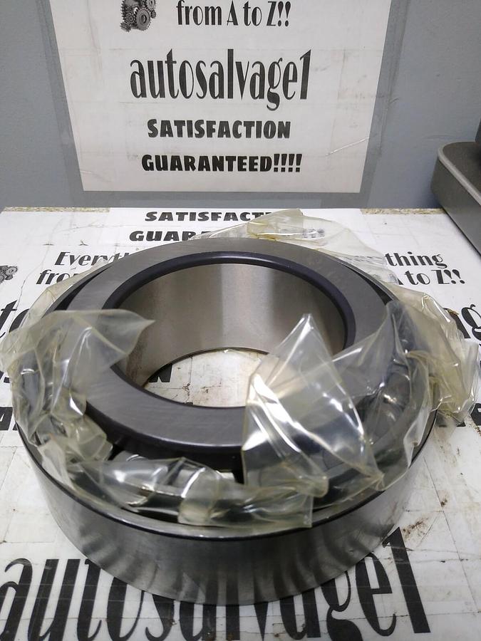SKF,33220,TAPERED ROLLER BEARING FULL ASSEMBLY NO BOX NOS