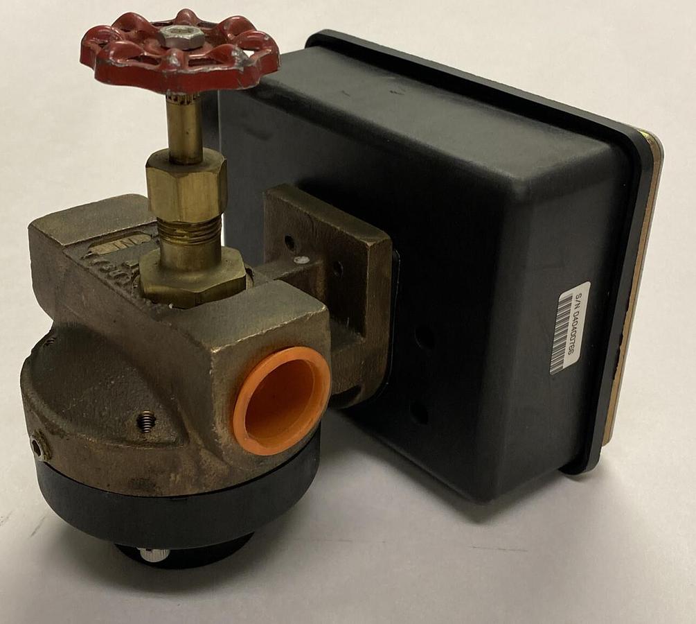 UNIVERSAL,0K7GMV-6-33V.9-A0WL,FLOW RATE INDICATOR NOS