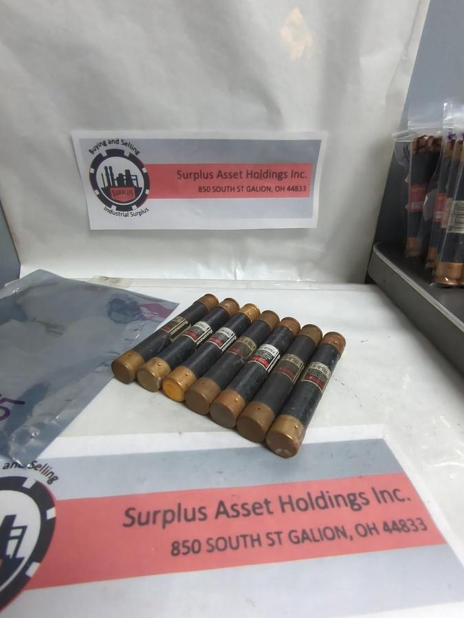 Used COOPER BUSSMANN,FRS-R-15,FUSETRON FUSE 15 AMP LOT OF 7 PRE-OWNED