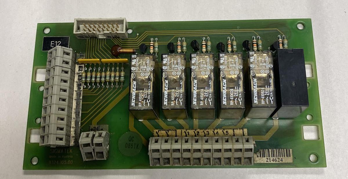 Used SIGMATEK,9324.105.00,RELAY CIRCUIT BOARD