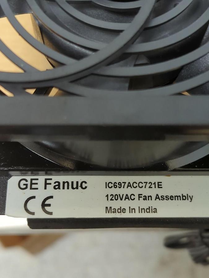GE FANUC,IC697ACC721E,RACK FAN ASSEMBLY 120VAC NOS