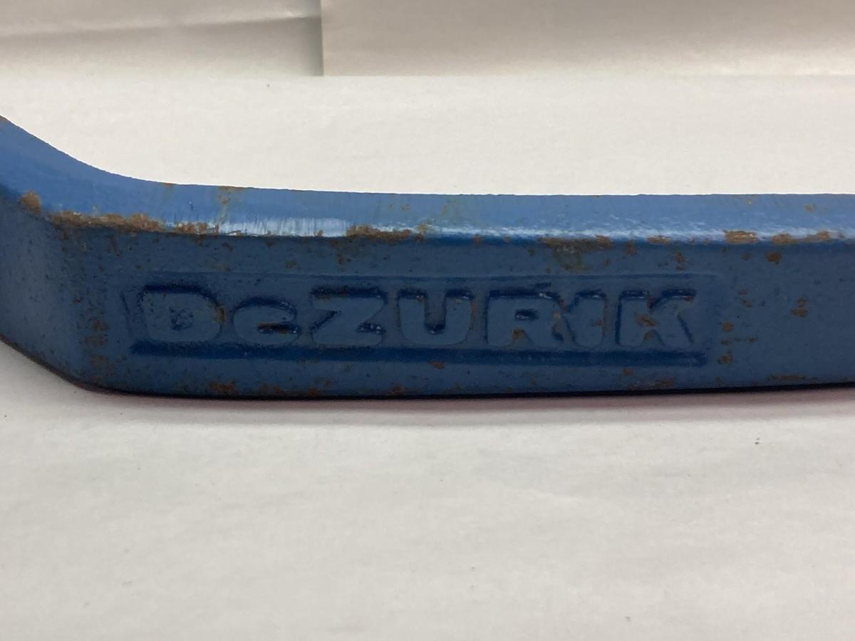 Used Dezurik,1099311 17811,Control Lever Handle