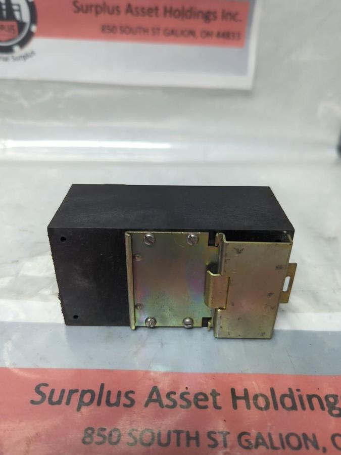 Used INGERSOL-RAND,IX9247C,NON-CONTACT VIBRATION TRANSMITTER 4 MILS 100uM PRE-OWNED