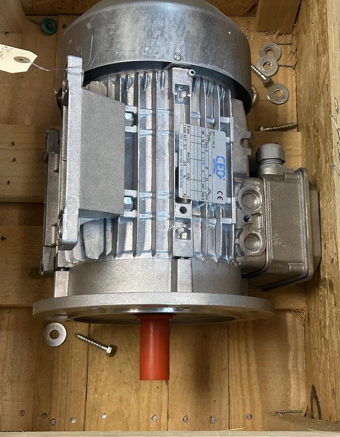 CEG,MT112MS2-STD,MOTOR 7.5KW 400/690V 2890RPM 3PH
