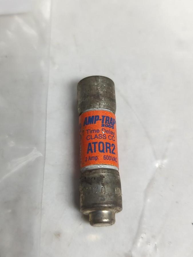 Used FERRAZ SHAWMUT,ATQR 2,AMP-TRAP 2 AMP FUSE LOT OF 7 NOS