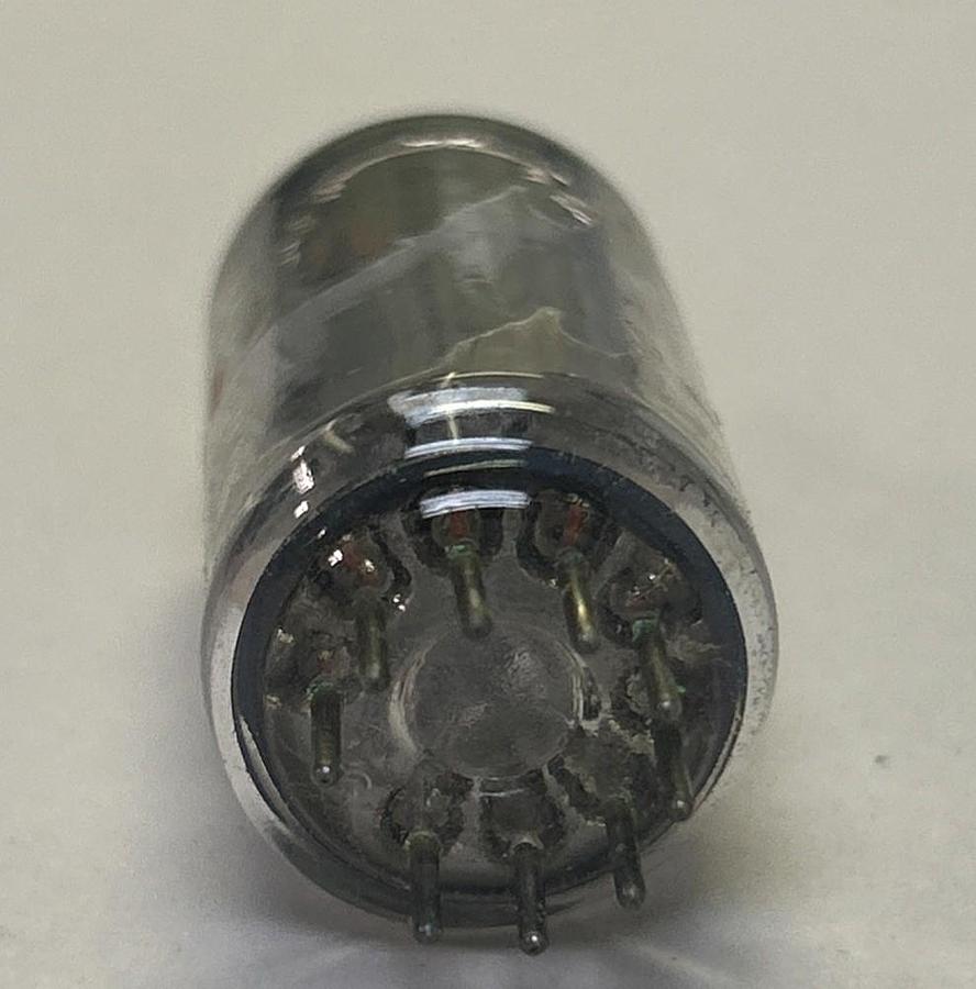 RCA,12AX7A,VACUUM TUBE NOS