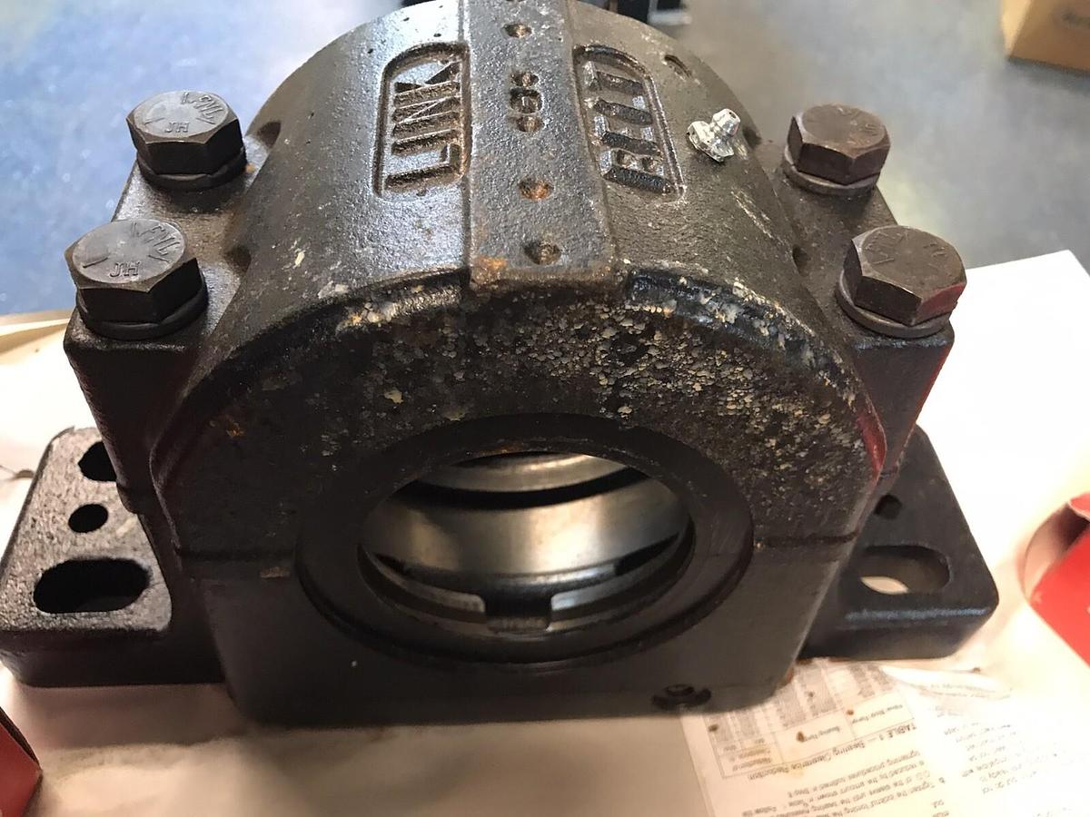 Link Belt,PLB6848FR,Pillow Block Bearing Assembly 22217LBKC3 Bearing