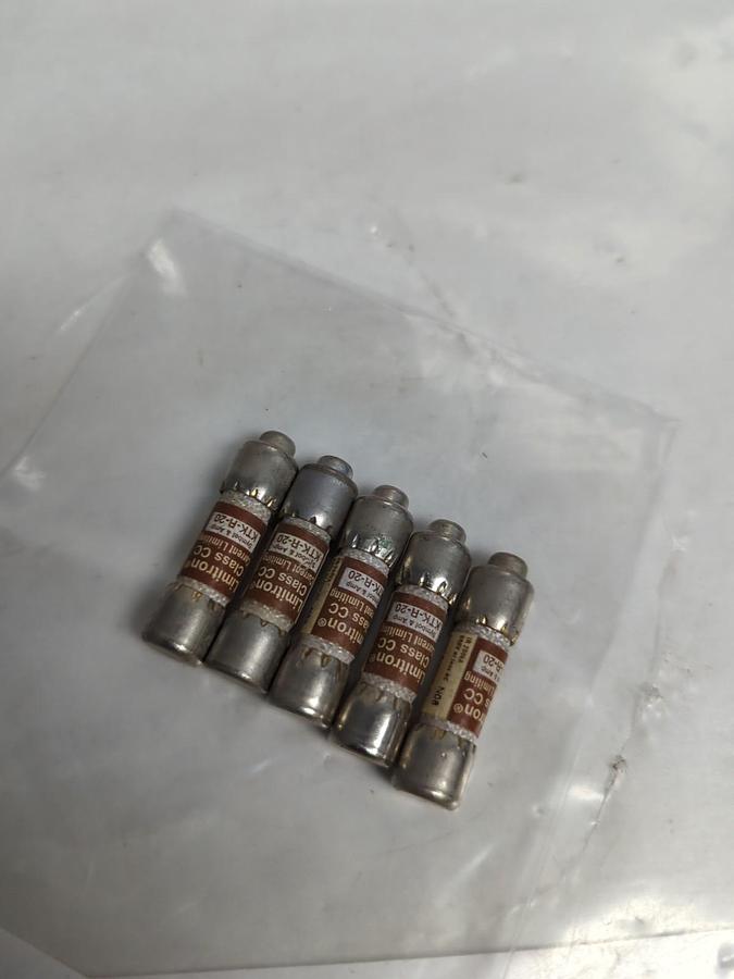 Used COOPER BUSSMANN,KTK-R-20,LIMITRON 20 AMP FUSE LOT OF 5 PRE-OWNED