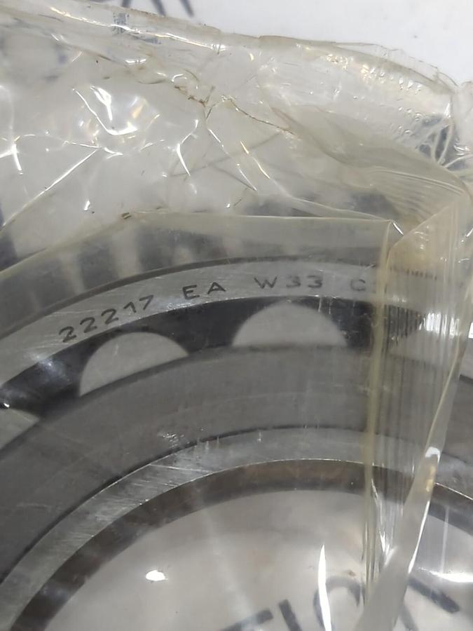 SNR,22217 EAW33C3,ROLLER BEARING NOS