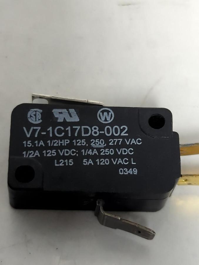 Used HONEYWELL,V7-1C17D8-002,MICRO SWITCH LOT OF 2 PRE-OWNED