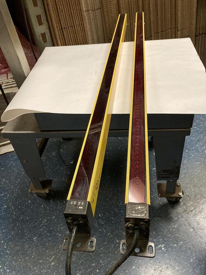 Used STI,MS46SR-30-1045-Q1-R-NC-FP MS46-30-1045-X,Receiver & Transmitter