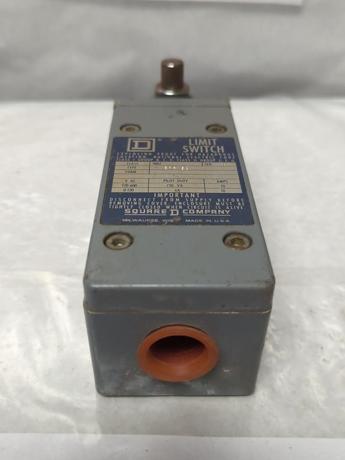 Used SQUARE D,BR61B2,LIMIT SWITCH 120-600VAC PRE-OWNED