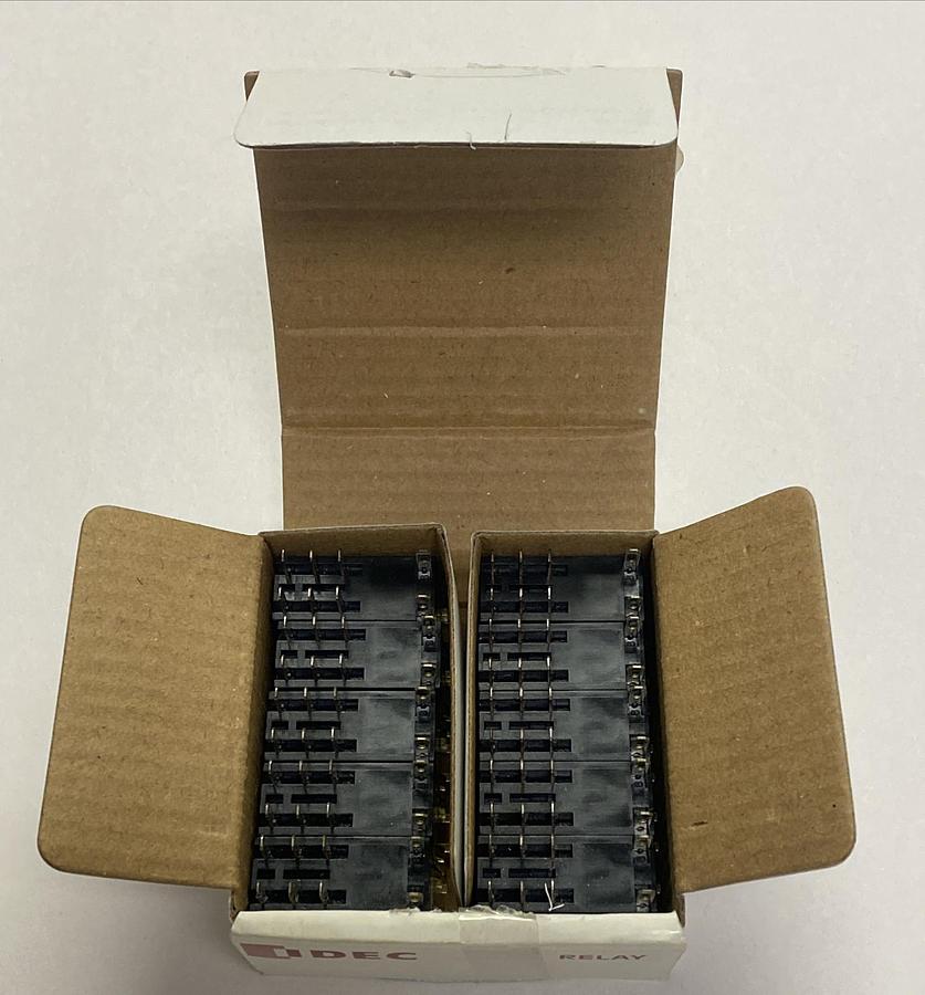 IDEC,RJ22S-C-D24,SLIM POWER RELAY LOT OF 10 NEW