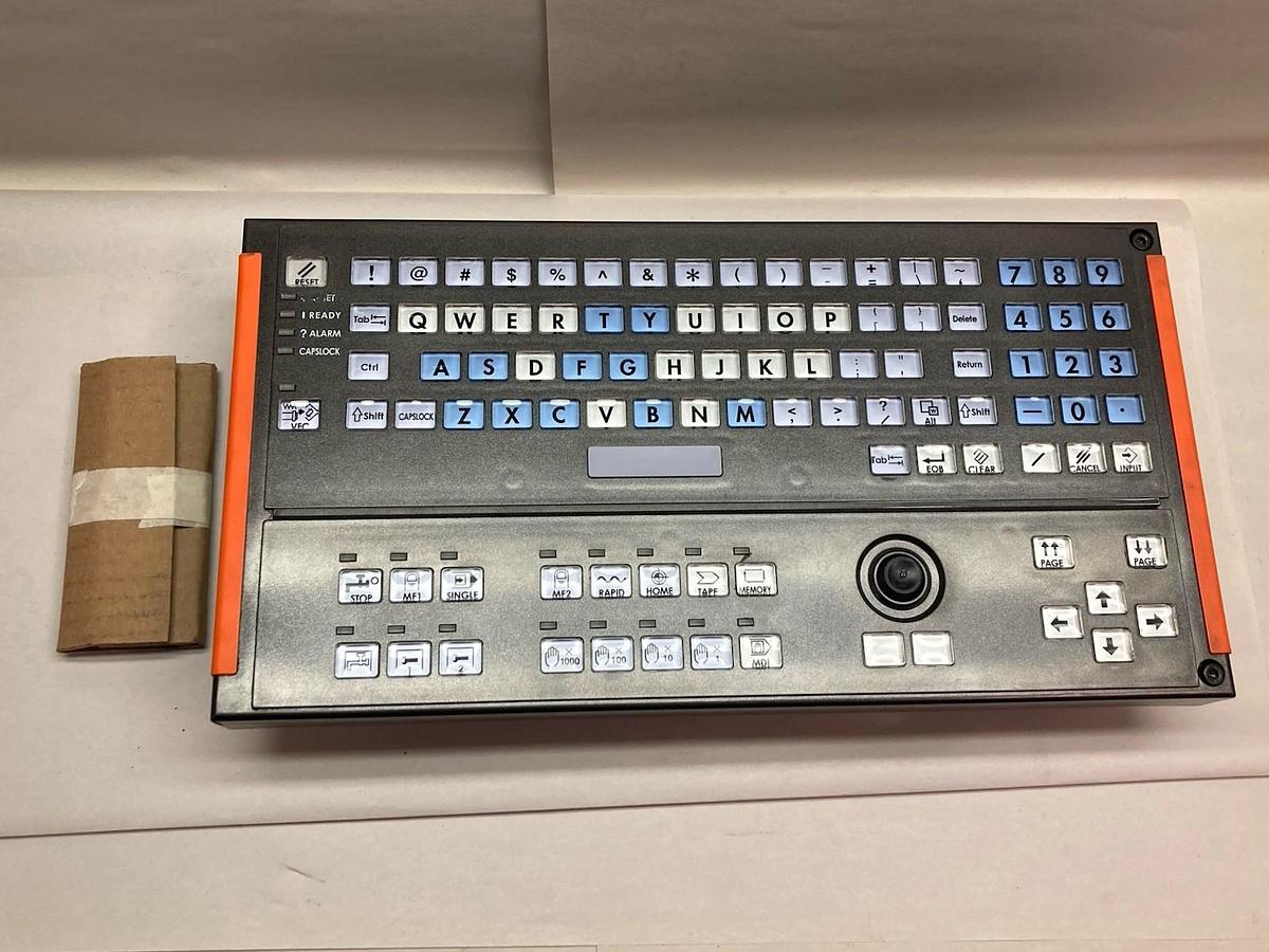 Used Mazak,FCU7-YZ082 HN203,Keyboard Panel