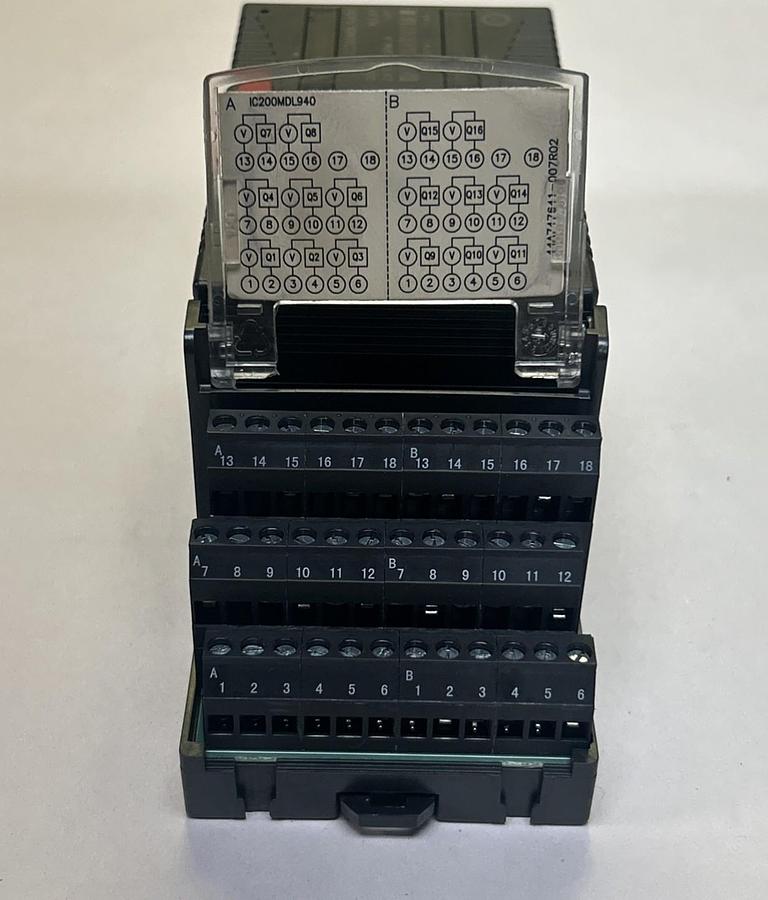 Used GE FANUC,IC200MDL940H,OUTPUT MODULE