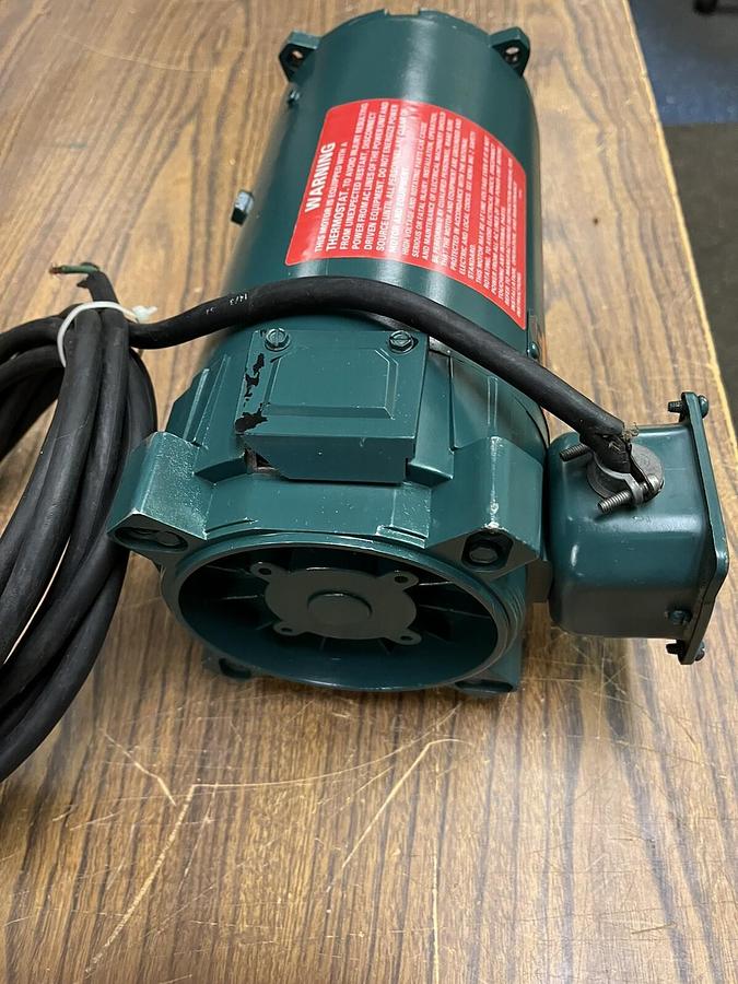 Used RELIANCE,T56H1012N-XD,DC MOTOR 3/4 HP 90VDC 1725 RPM EF56C