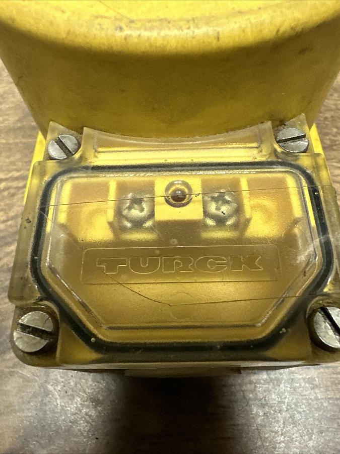 Used Turck,Ni50-K90SR,Proximity Switch