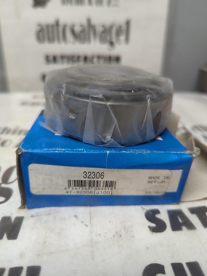 NTN,32306 4T,ROLLER BEARING SET 30X72X27MM NOS