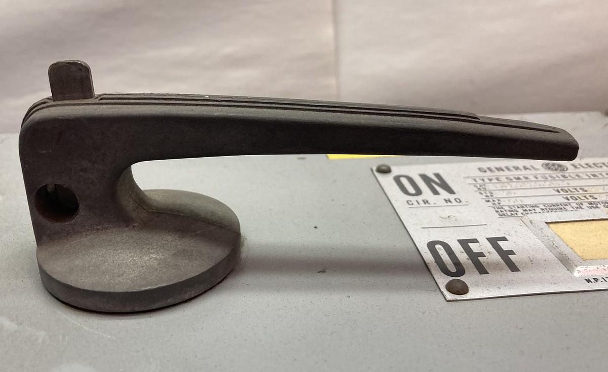 Used General Electric,DD3S3363,QMR Panel Switch 100A 600Vac