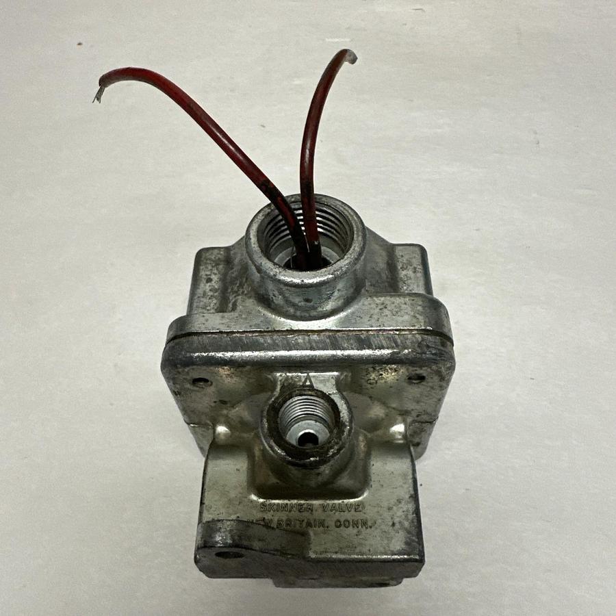 Used Skinner,A5OB2127,125 PSI 120/60V Electric Solenoid Valve