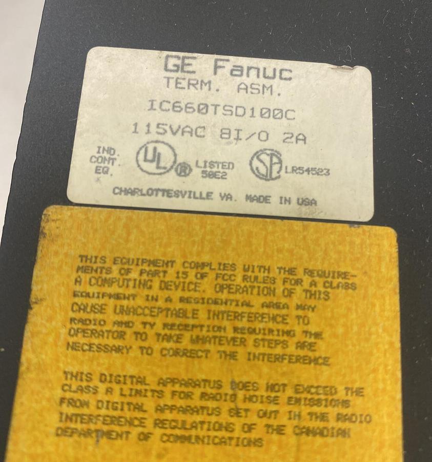 Used GE FANUC,IC660TSD100C,TERMINAL ASSEMBLY