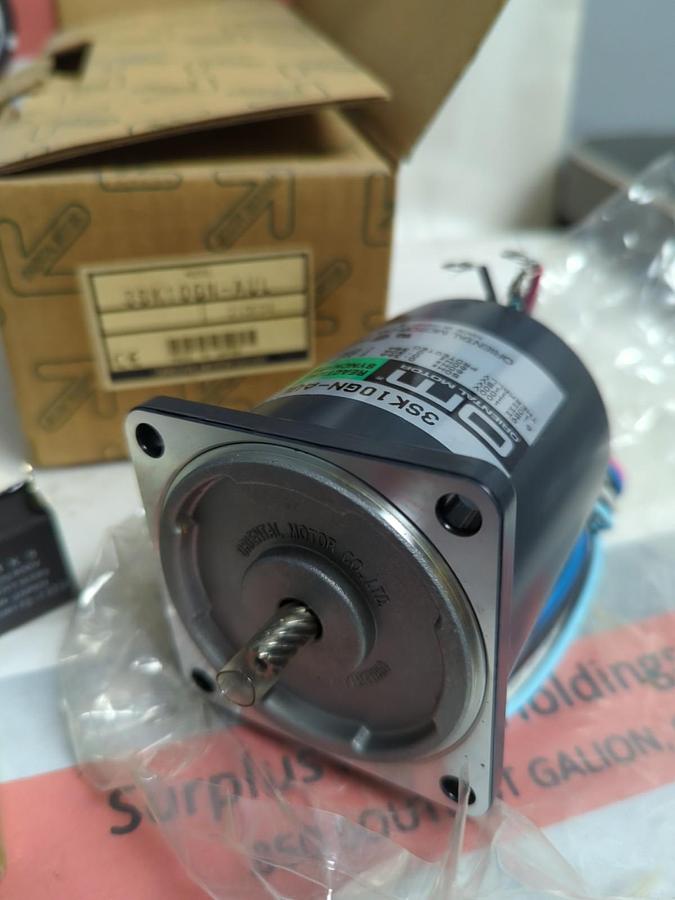 ORIENTAL MOTOR,3SK10GN-AUL,REACTION SYNCHRONOUS MOTOR 210E04 NOS