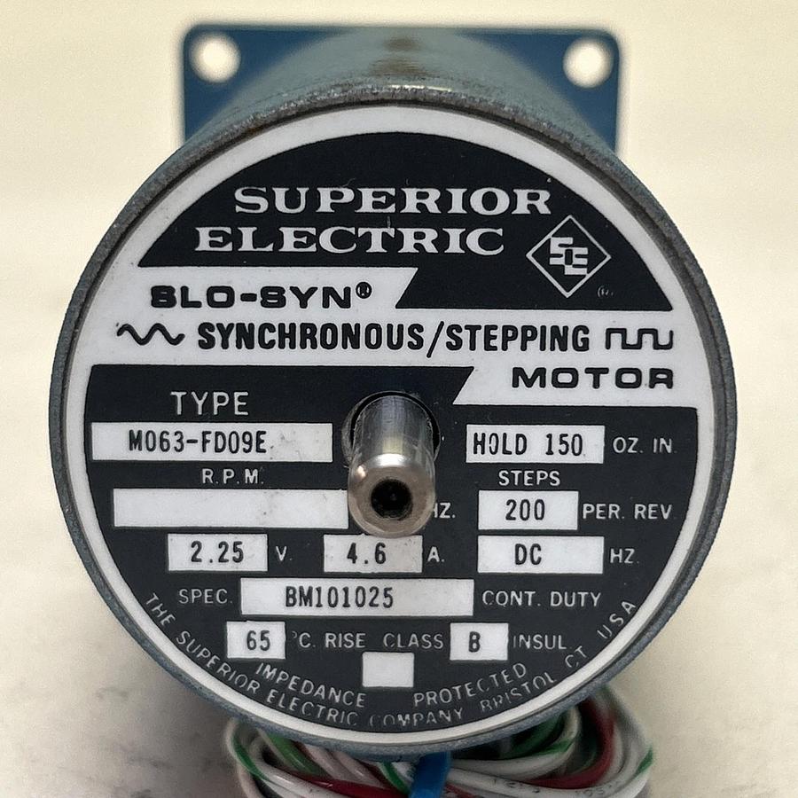 Used SUPERIOR ELECTRIC,M063-FD09E,SYNCHRONOUS STEPPING MOTOR