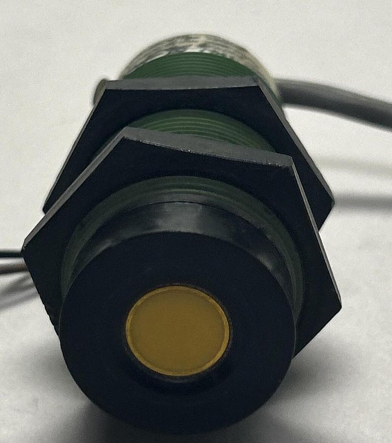 Used ELECTRO CORP,PCUA30P30A1,PROXIMITY SENSOR