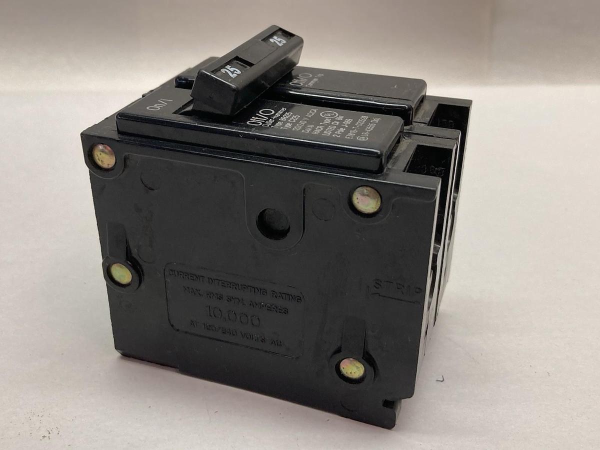 Cutler-Hammer,BR225,Type C225 1-Pole Circuit Breaker 25A 120/240V