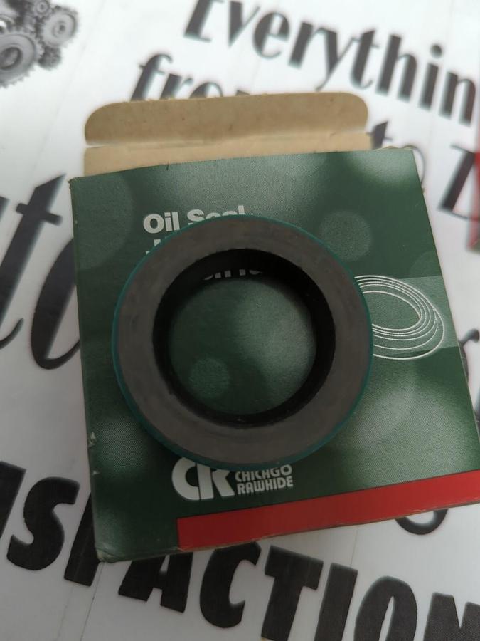 CHICAGO RAWHIDE,9894,OIL SEALS LOT OF 5 NOS