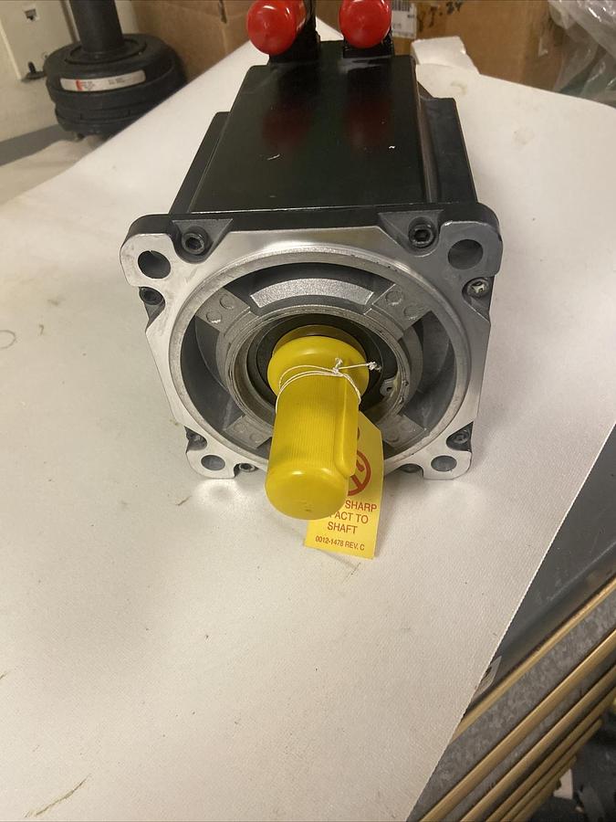 Allen Bradley,MPL-B540K-SK72AA,Series A Servo Motor