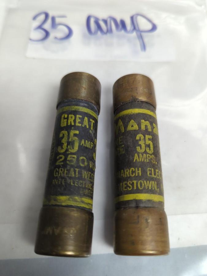 Used MONARCH/GREAT WESTERN,E-3726,35 AMP FUSE LOT OF 2 PRE-OWNED