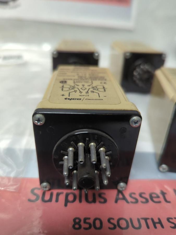 Used AGASTAT,SSC22ABA,TIMING DELAY .5-15 SEC LOT OF 4 PRE-OWNED