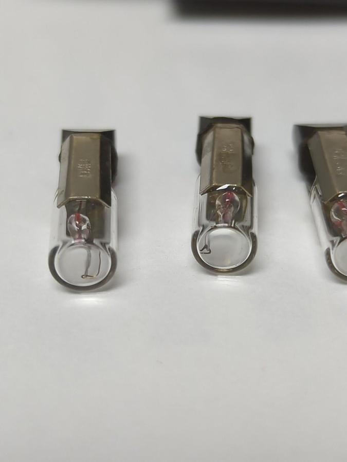 EIKO,28ESB5 T2,LAMPS 1W  28V BOX OF 9 NOS