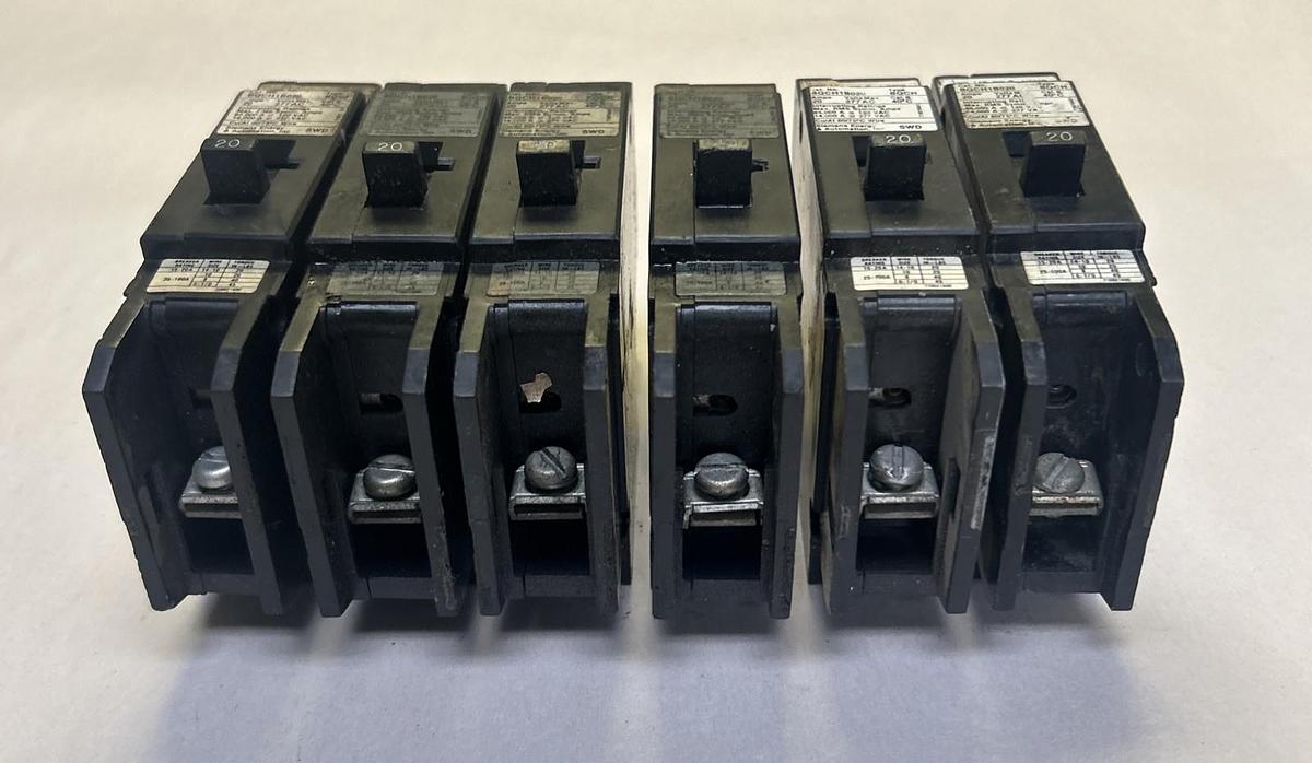 Used SIEMENS,BQCH1B020,CIRCUIT BREAKER 20A 277V 1P LOT OF 6