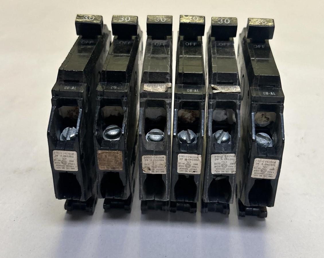 Used GENERAL ELECTRIC,TQP130,CIRCUIT BREAKER 30A 120/240V 1P LOT OF 6