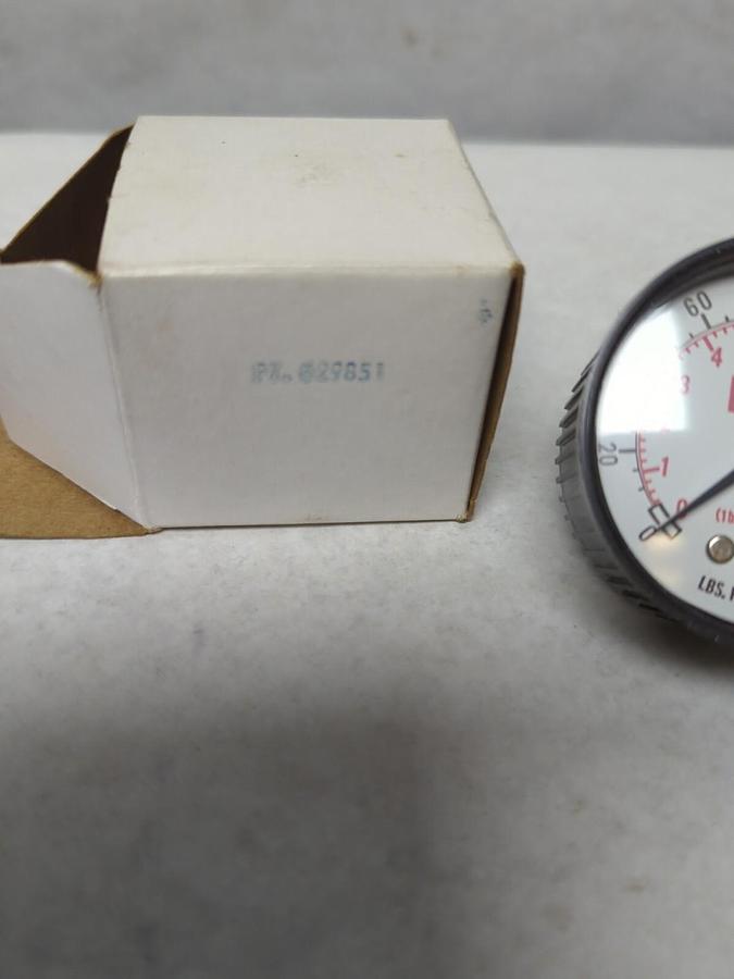 UNBRANDED,029851,PRESSURE GAUGE 0-160 PSI NOS