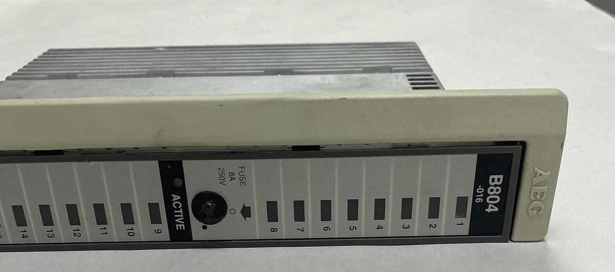 Used SCHNEIDER ELECTRIC MODICON,AS-B804-016, OUTPUT MODULE REFURBISHED