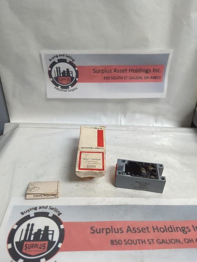 CUTLER HAMMER,E50RA,LIMIT SWITCH RECEPTACLE SERIES A1 NOS