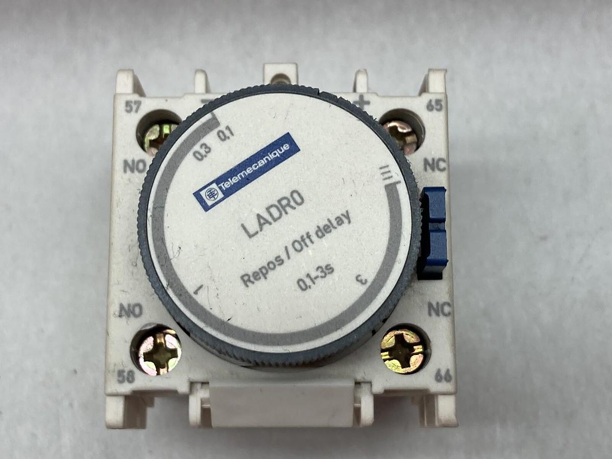 Schneider,LADR0,Time Delay Block