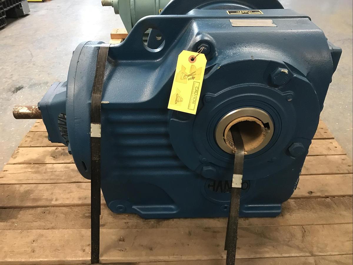 Used SEW EuroDrive,KAF107AD4/ZR,Speed Gear Reducer Ratio 82.61 Refurbished