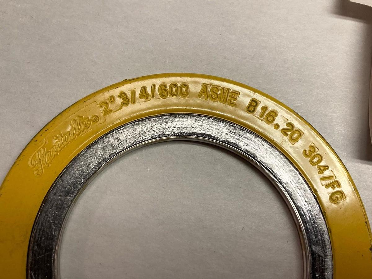 Used Flexitallic,2'3/4/600 ASME B16.20 304/FG,Spiral-Wound Gasket LOT OF 15