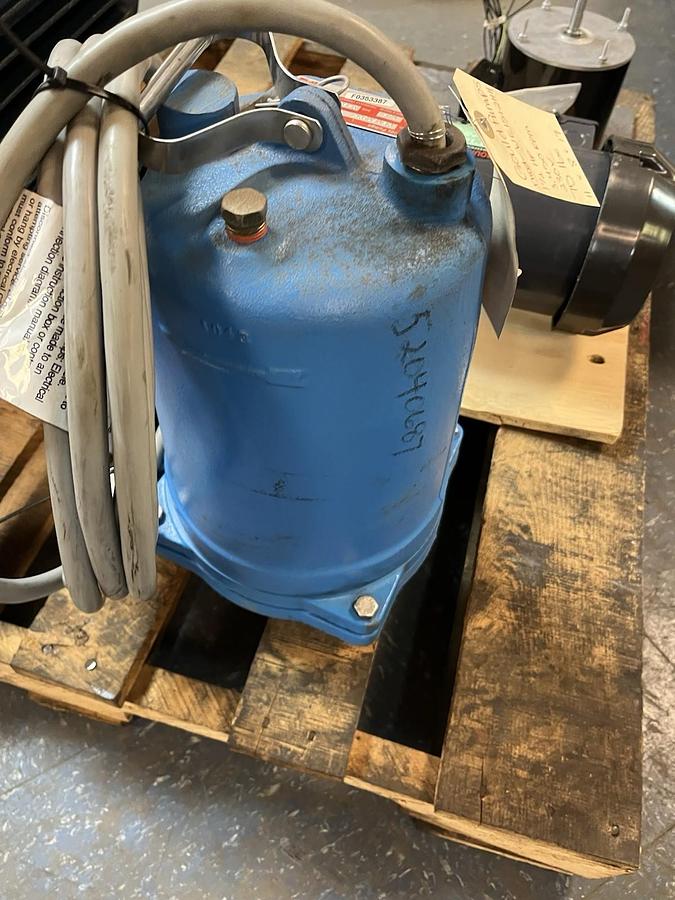 GOULDS,WE1512HH,EFFLUENT SUBMERSIBLE PUMP 1.5HP 230V 1PH