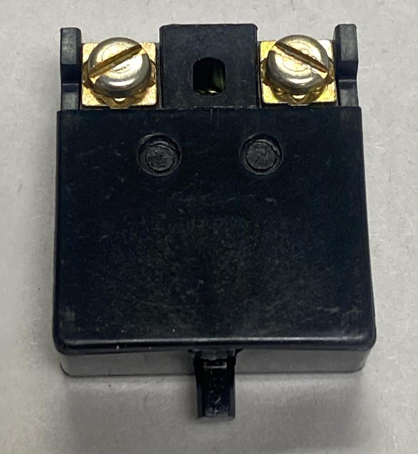 ALLEN BRADLEY,595-A02,SER A AUXILIARY CONTACT LOT OF 6 NEW