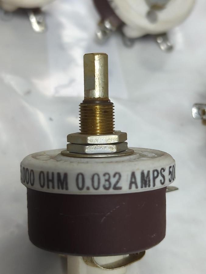 Used OHMITE,4204,POTENTIOMETER 0.32 AMP 25000 OHM LOT OF 7 PRE-OWNED